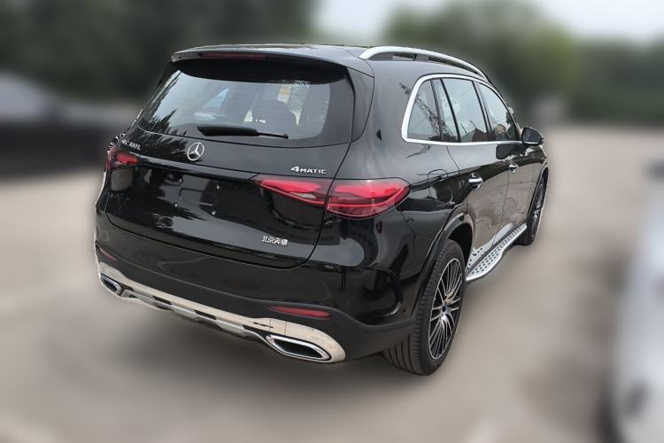 Used Mercedes-Benz GLC 2024 GLC 300 L 4MATIC Luxury Model 5 Seats Rear Right 45 Deg