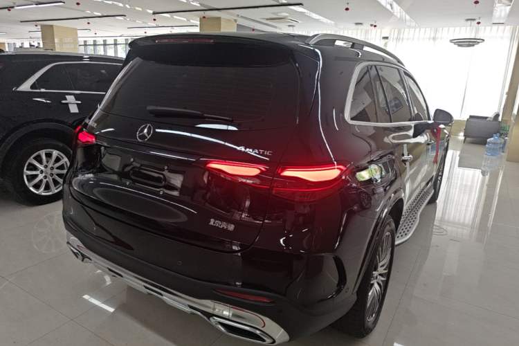 Used Mercedes-Benz GLC 2024 GLC 300 L 4MATIC Dynamic Edition 7-seater Rear Right 45 Deg