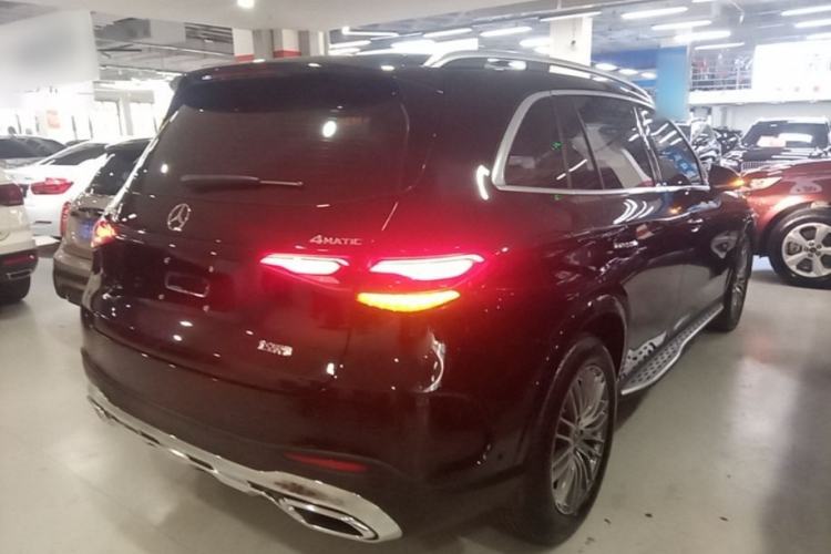 Used Mercedes-Benz GLC 2024 Refreshed GLC 300 L 4MATIC Dynamic Version 5 Seats Rear Right 45 Deg