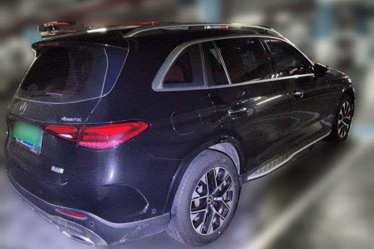 Used Mercedes-Benz GLC 2024 Facelifted GLC 260 L 4MATIC Luxury Version 5 Seats Rear Right 45 Deg