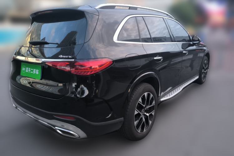 Used Mercedes-Benz GLC 2024 GLC 260 L 4MATIC Luxury Model 5 Seats Rear Right 45 Deg