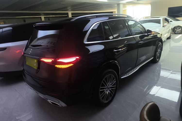 Used Mercedes-Benz GLC 2024 Refreshed GLC 300 L 4MATIC Dynamic Version 5 Seats Rear Right 45 Deg
