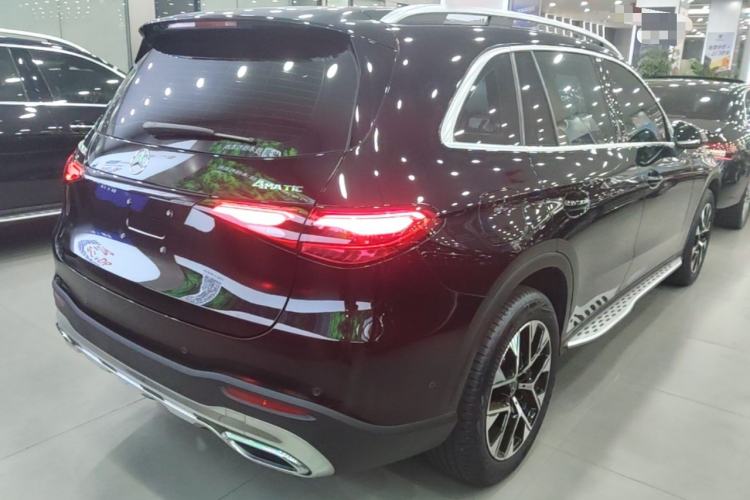 Used Mercedes-Benz GLC 2024 GLC 260 L 4MATIC Dynamic Edition 5-seater Rear Right 45 Deg