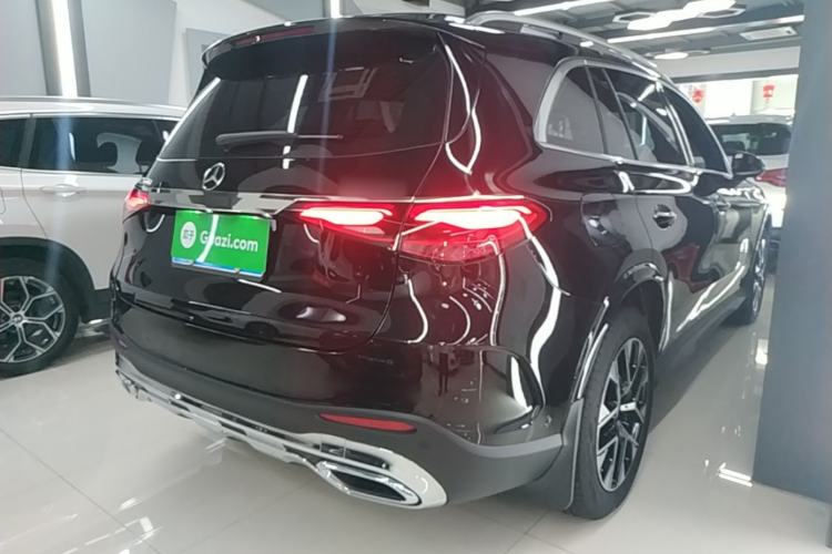 Used Mercedes-Benz GLC 2024 Facelifted GLC 260 L 4MATIC Luxury Version 5 Seats Rear Right 45 Deg