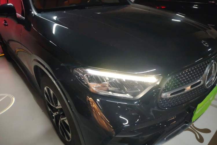 Used Mercedes-Benz GLC 2024 GLC 260 L 4MATIC Luxury Model 5 Seats Right Front Headlight