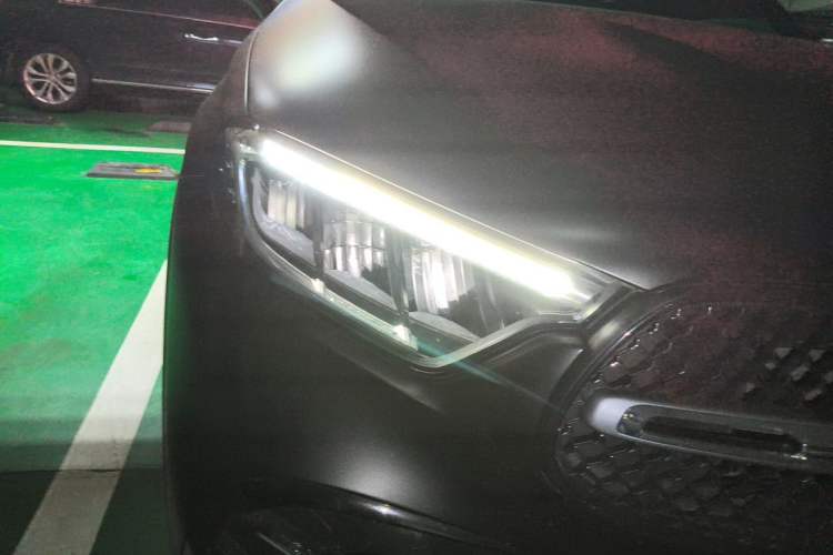 Used Mercedes-Benz GLC 2024 GLC 300 L 4MATIC Dynamic Edition 5-seater Right Front Headlight