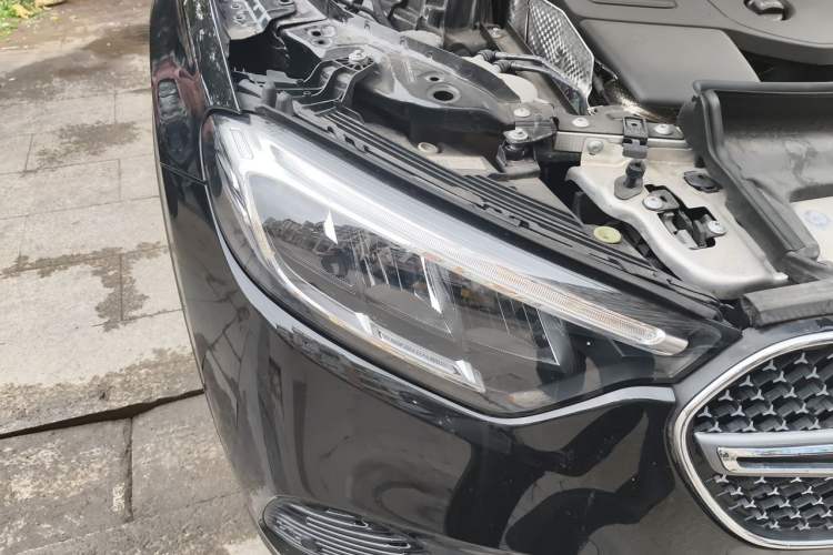 Used Mercedes-Benz GLC 2024 GLC 260 L 4MATIC Dynamic Edition 5-seater Right Front Headlight
