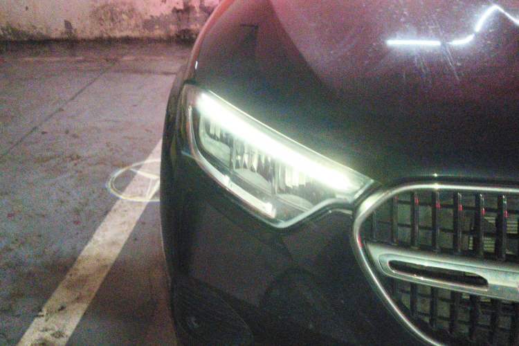 Used Mercedes-Benz GLC 2024 GLC 260 L 4MATIC Dynamic Edition 5-seater Right Front Headlight