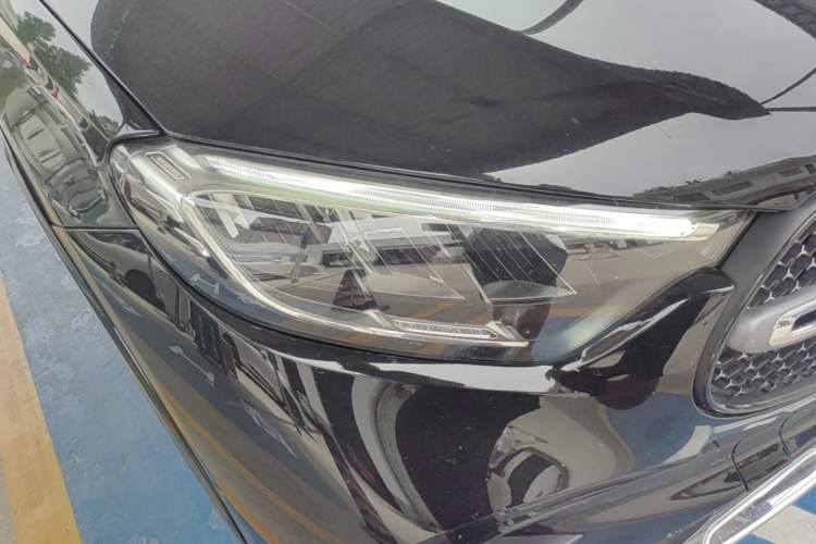 Used Mercedes-Benz GLC 2024 GLC 260 L 4MATIC Luxury Model 5 Seats Right Front Headlight