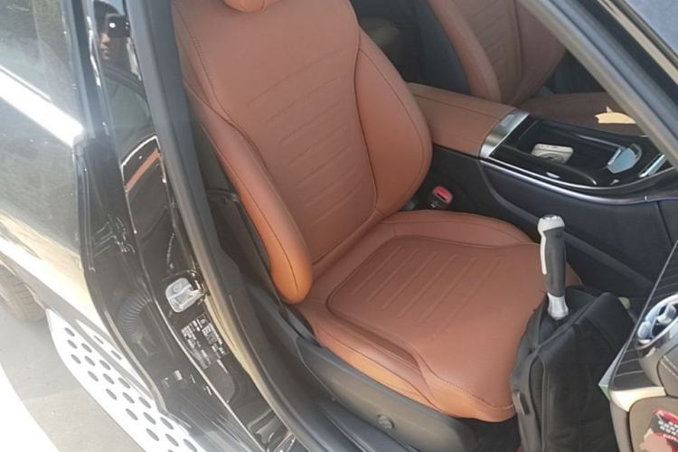 Used Mercedes-Benz GLC 2024 Refreshed GLC 300 L 4MATIC Dynamic Version 5 Seats Right Front Seat