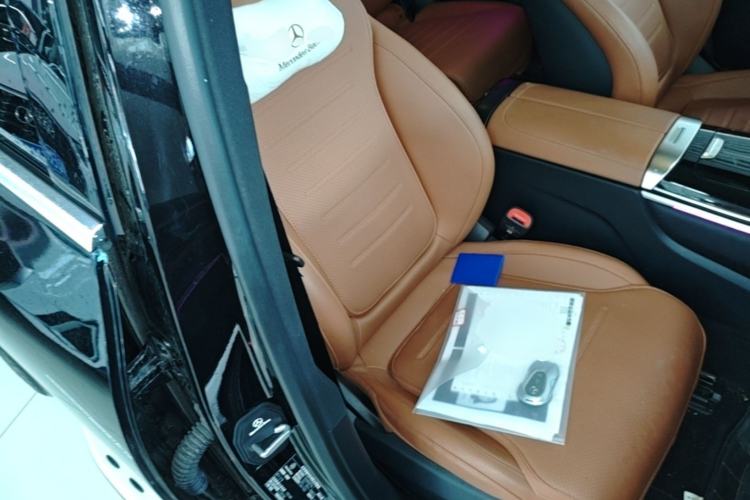 Used Mercedes-Benz GLC 2024 GLC 300 L 4MATIC Dynamic Edition 7-seater Right Front Seat