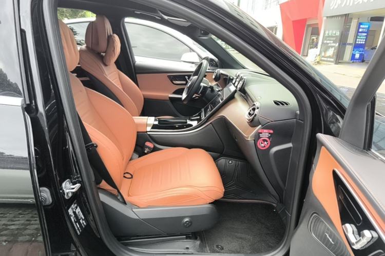 Used Mercedes-Benz GLC 2024 GLC 300 L 4MATIC Dynamic Edition 5-seater Right Front Seat