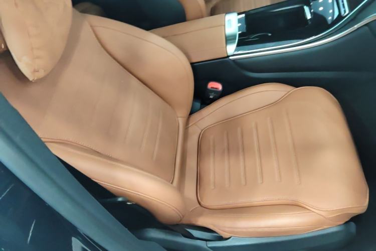 Used Mercedes-Benz GLC 2024 GLC 260 L 4MATIC Dynamic Edition 5-seater Right Front Seat