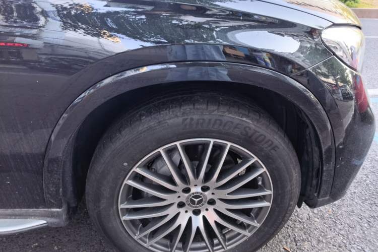 Used Mercedes-Benz GLC 2024 GLC 300 L 4MATIC Dynamic Edition 5-seater Right Front Wheel Hub