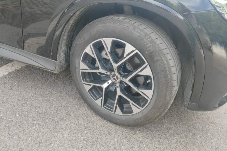 Used Mercedes-Benz GLC 2024 GLC 260 L 4MATIC Dynamic Edition 5-seater Right Front Wheel Hub