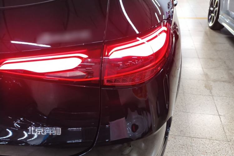 Used Mercedes-Benz GLC 2024 GLC 260 L 4MATIC Luxury Model 5 Seats Right Rear Taillight
