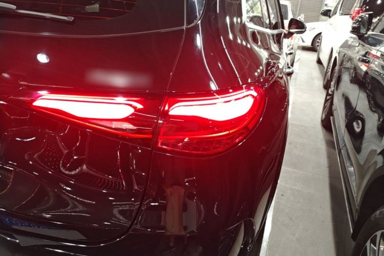 Used Mercedes-Benz GLC 2024 GLC 260 L 4MATIC Luxury Model 5 Seats Right Rear Taillight