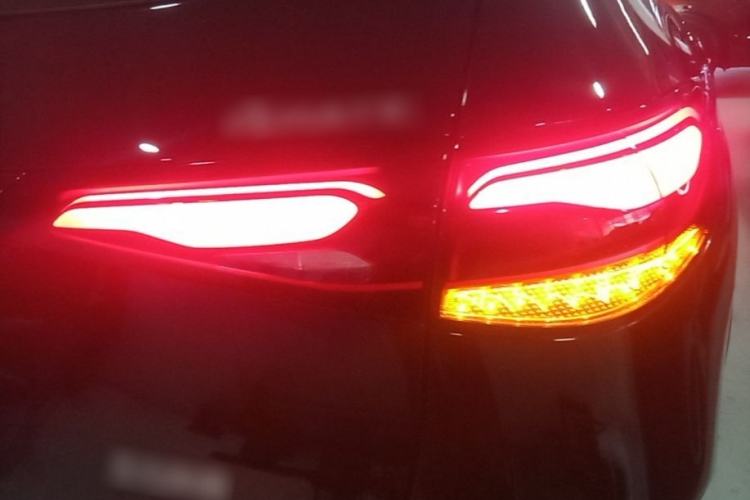 Used Mercedes-Benz GLC 2024 Refreshed GLC 300 L 4MATIC Dynamic Version 5 Seats Right Rear Taillight