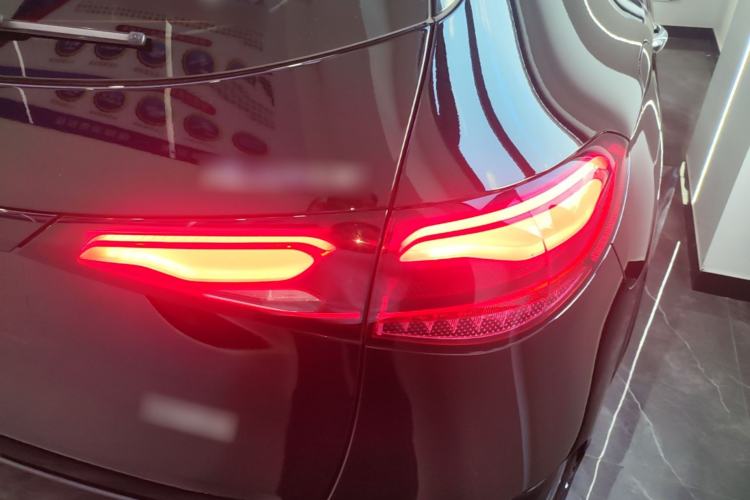 Used Mercedes-Benz GLC 2024 GLC 300 L 4MATIC Dynamic Edition 5-seater Right Rear Taillight