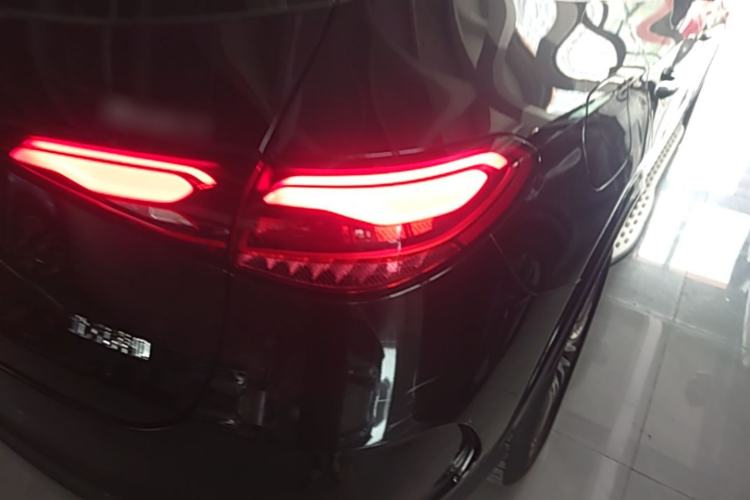 Used Mercedes-Benz GLC 2024 Refreshed GLC 300 L 4MATIC Dynamic Version 5 Seats Right Rear Taillight