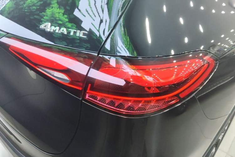 Used Mercedes-Benz GLC 2024 GLC 260 L 4MATIC Dynamic Edition 5-seater Right Rear Taillight