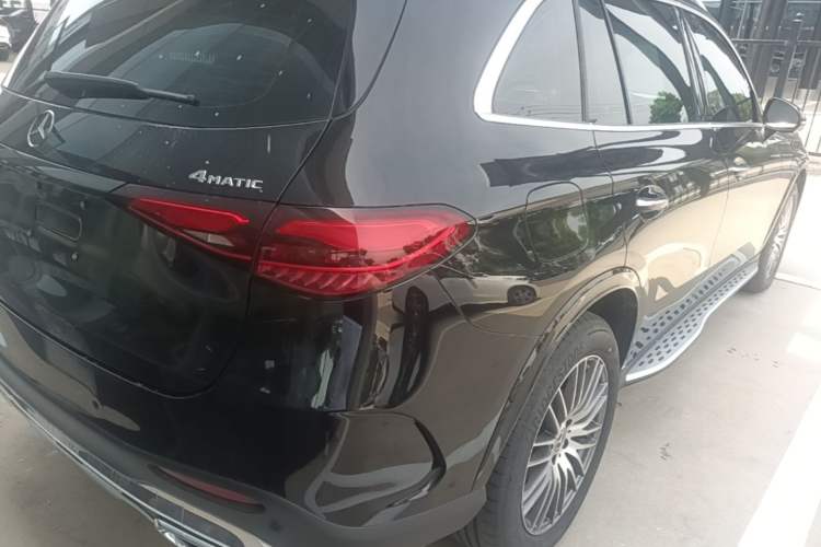 Used Mercedes-Benz GLC 2024 Refreshed GLC 300 L 4MATIC Dynamic Version 5 Seats Right Rear Taillight