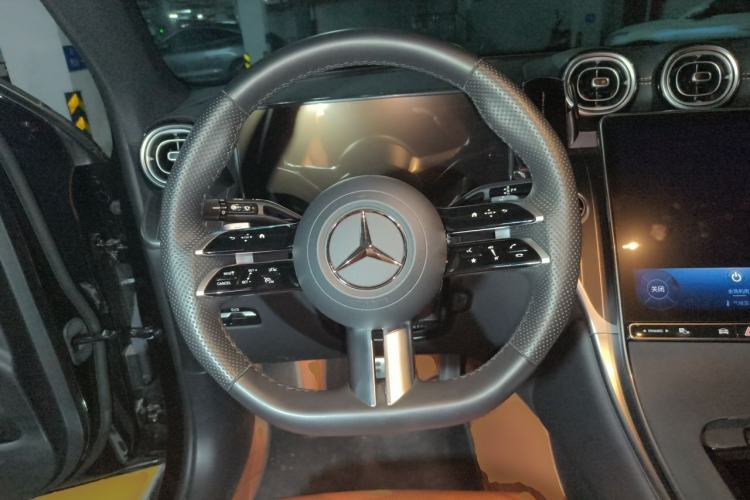 Used Mercedes-Benz GLC 2024 GLC 300 L 4MATIC Dynamic Edition 5-seater Steering Wheel
