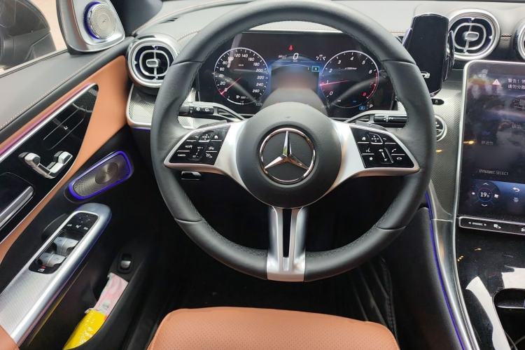 Used Mercedes-Benz GLC 2024 GLC 260 L 4MATIC Dynamic Edition 7-seater Steering Wheel