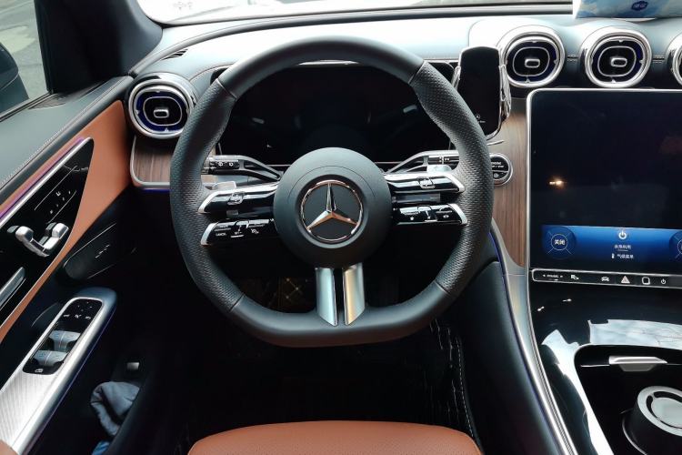 Used Mercedes-Benz GLC 2024 Refreshed GLC 300 L 4MATIC Dynamic Version 7-Seater Steering Wheel