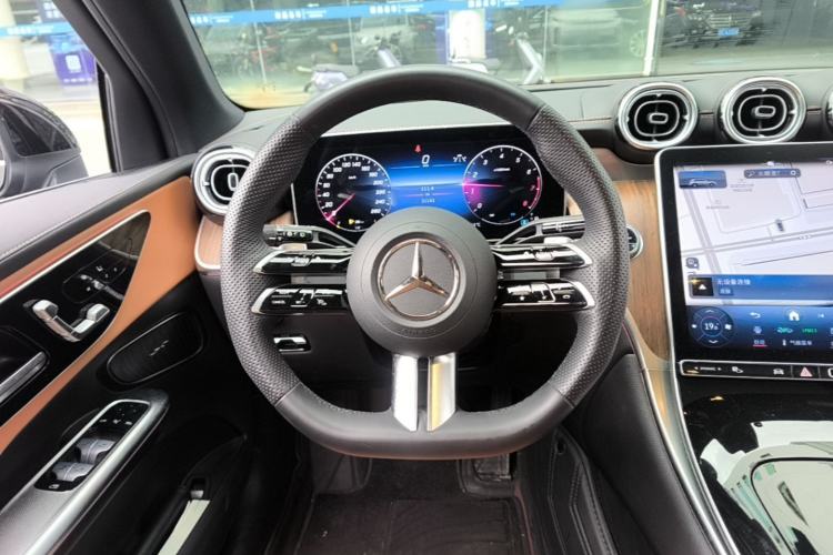 Used Mercedes-Benz GLC 2024 GLC 300 L 4MATIC Dynamic Edition 5-seater Steering Wheel