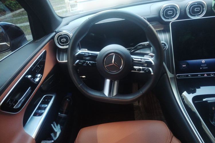 Used Mercedes-Benz GLC 2024 GLC 300 L 4MATIC Dynamic Edition 5-seater Steering Wheel