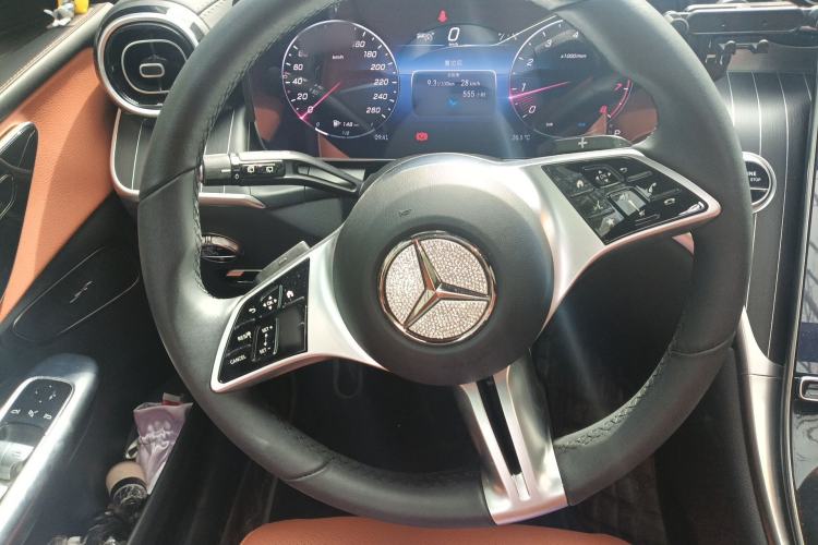 Used Mercedes-Benz GLC 2024 GLC 260 L 4MATIC Dynamic Edition 5-seater Steering Wheel