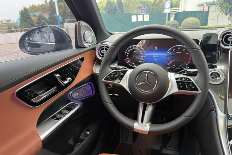 Used Mercedes-Benz GLC 2024 GLC 260 L 4MATIC Dynamic Edition 5-seater Steering Wheel