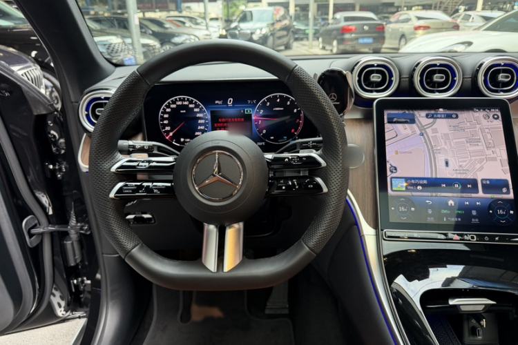 Used Mercedes-Benz GLC 2024 GLC 300 L 4MATIC Dynamic Edition 5-seater Steering Wheel