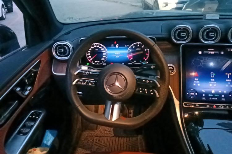 Used Mercedes-Benz GLC 2024 GLC 300 L 4MATIC Dynamic Edition 5-seater Steering Wheel