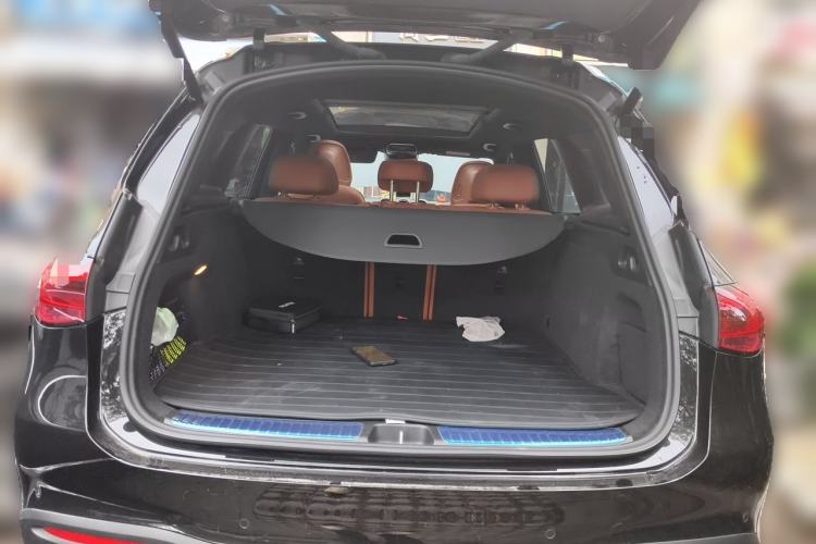 Used Mercedes-Benz GLC 2024 GLC 260 L 4MATIC Dynamic Edition 5-seater Trunk
