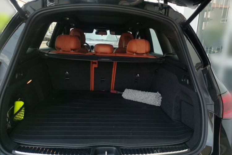 Used Mercedes-Benz GLC 2024 GLC 300 L 4MATIC Dynamic Edition 5-seater Trunk