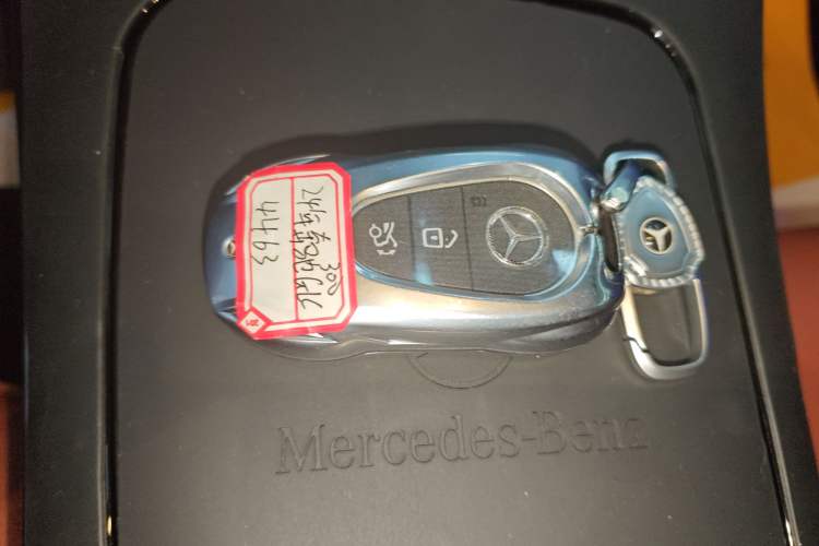 Used Mercedes-Benz GLC 2024 Refreshed GLC 300 L 4MATIC Dynamic Version 5 Seats Vehicle Key
