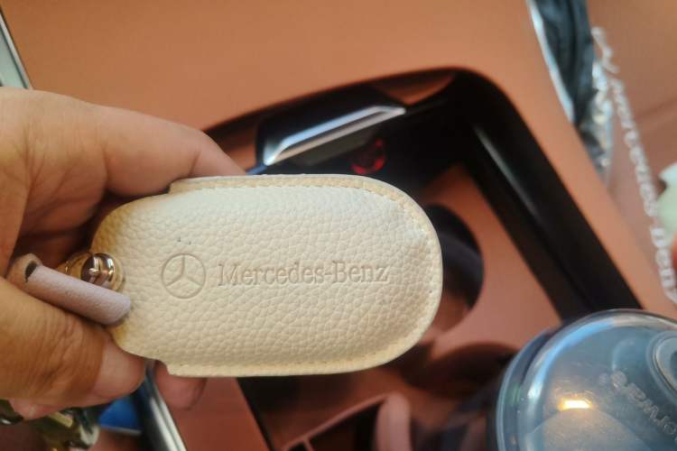 Used Mercedes-Benz GLC 2024 Refreshed GLC 300 L 4MATIC Dynamic Version 5 Seats Vehicle Key