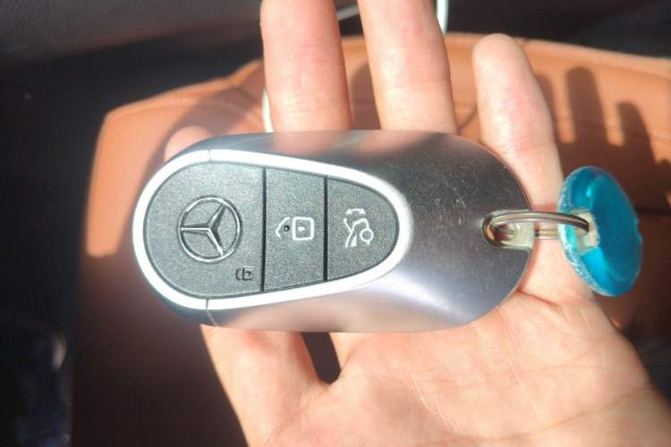 Used Mercedes-Benz GLC 2024 GLC 300 L 4MATIC Dynamic Edition 5-seater Vehicle Key