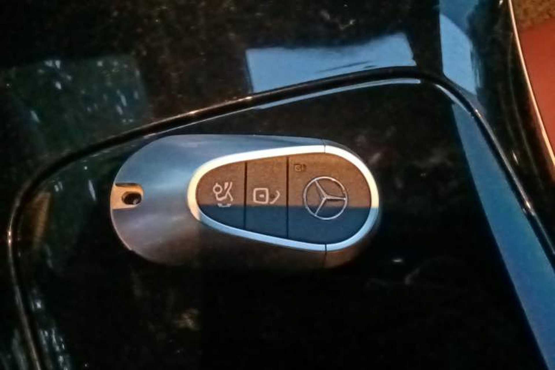 Used Mercedes-Benz GLC 2024 GLC 300 L 4MATIC Dynamic Edition 5-seater Vehicle Key