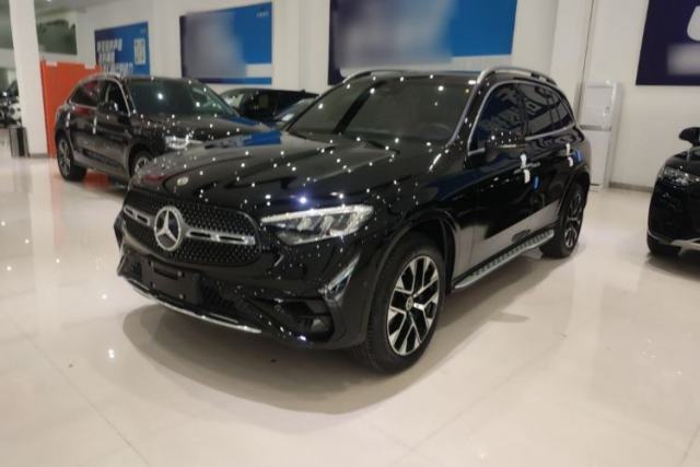 Used Mercedes-Benz GLC 2024 Facelifted GLC 260 L 4MATIC Luxury Version 5 Seats