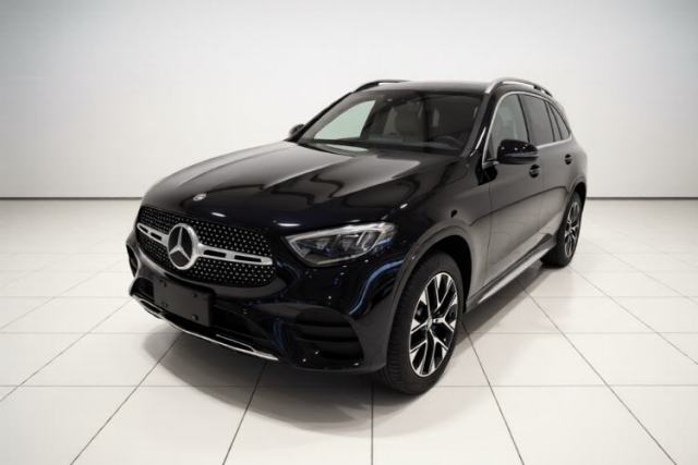 Ojetý Mercedes-Benz GLC 2024 Facelifted GLC 260 L 4MATIC Luxury Version 5 Seats