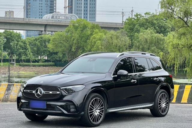 Used Mercedes-Benz GLC 2024 GLC 300 L 4MATIC Luxury Model 5 Seats