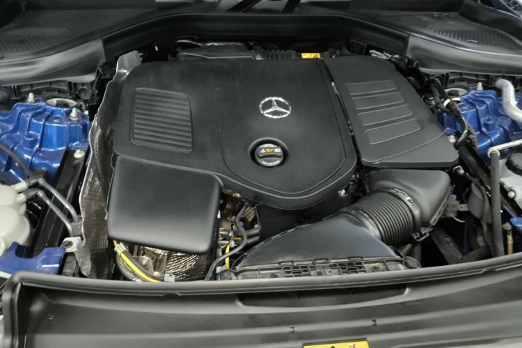 Used Mercedes-Benz GLC 2024 Refreshed GLC 260 L 4MATIC Luxury Version 7-Seater Engine Bay