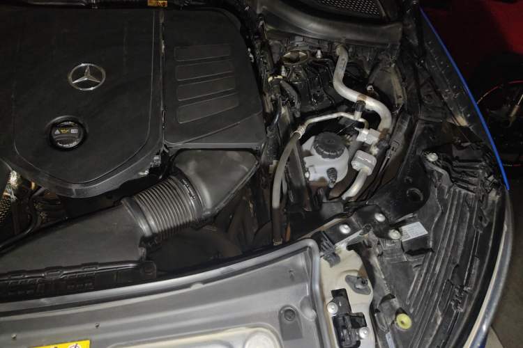 Used Mercedes-Benz GLC 2024 GLC 300 L 4MATIC Dynamic Edition 5-seater Engine Bay Left