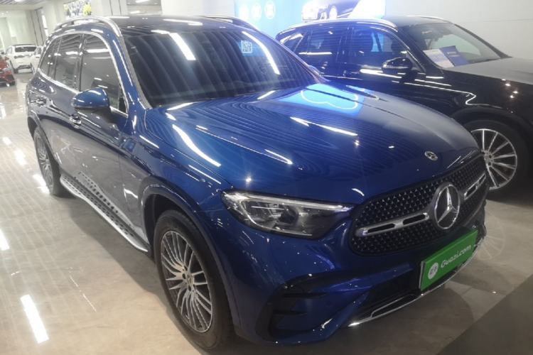 Used Mercedes-Benz GLC 2024 Refreshed GLC 300 L 4MATIC Dynamic Version 5 Seats Front Right 45 Deg