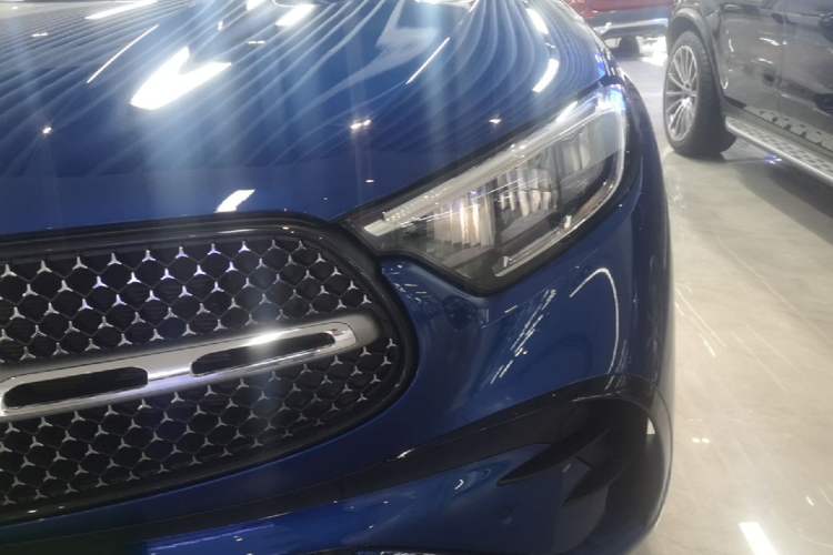 Used Mercedes-Benz GLC 2024 Refreshed GLC 300 L 4MATIC Dynamic Version 5 Seats Left Front Headlight