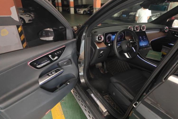 Used Mercedes-Benz GLC 2024 GLC 300 L 4MATIC Dynamic Edition 5-seater Driver Seat