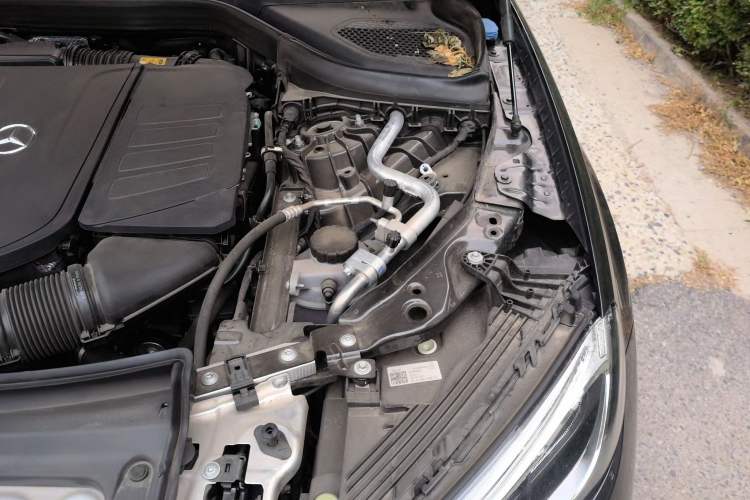 Used Mercedes-Benz GLC 2024 GLC 300 L 4MATIC Dynamic Edition 5-seater Engine Bay Left